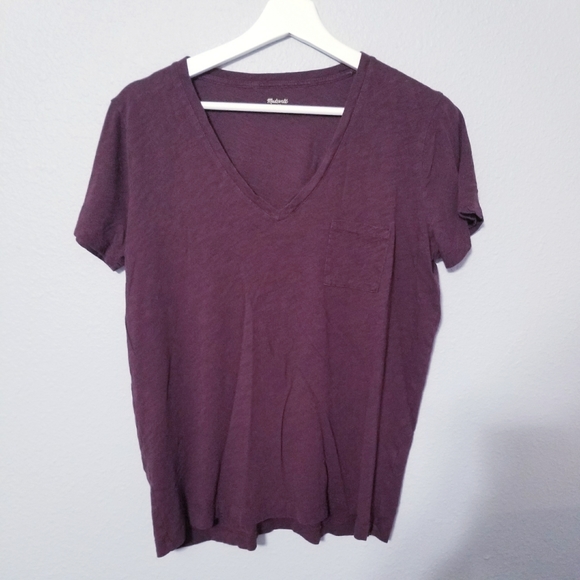 Madewell Tops - Madewell V-Neck Pocket T-Shirt